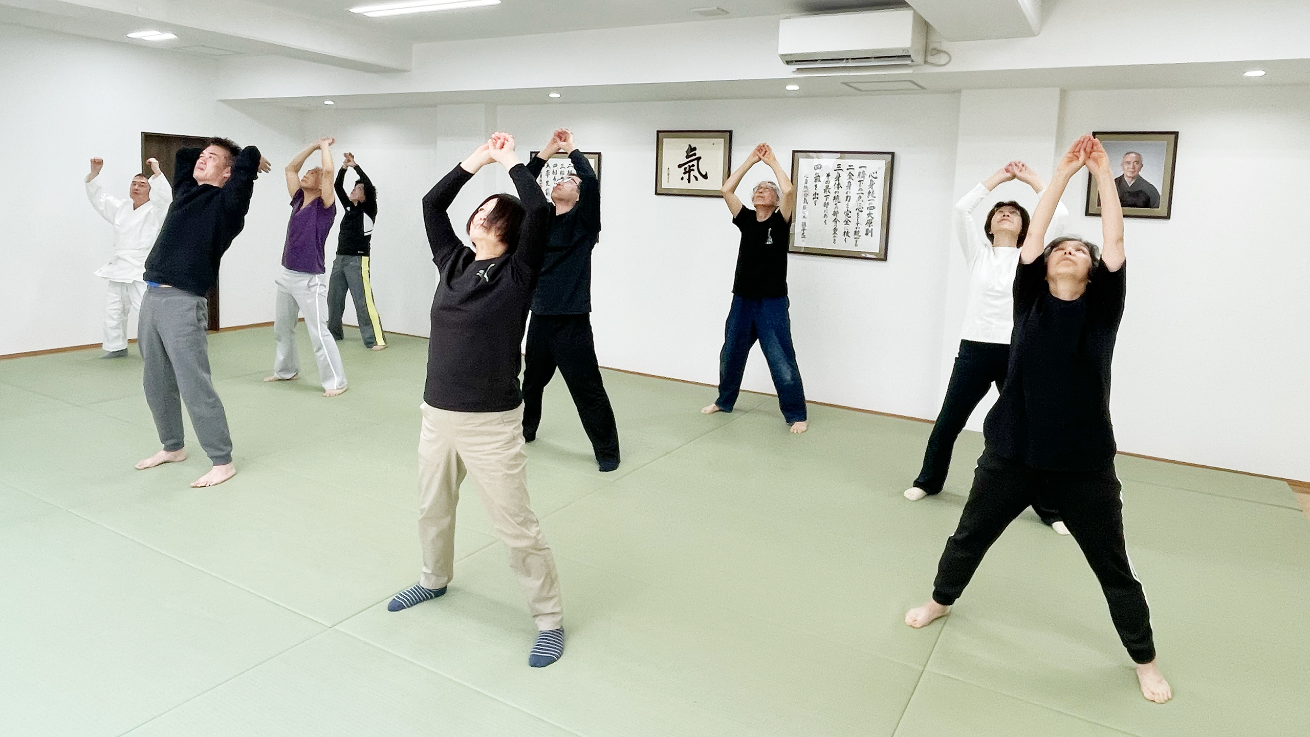 氣圧法クラスの稽古風景 2